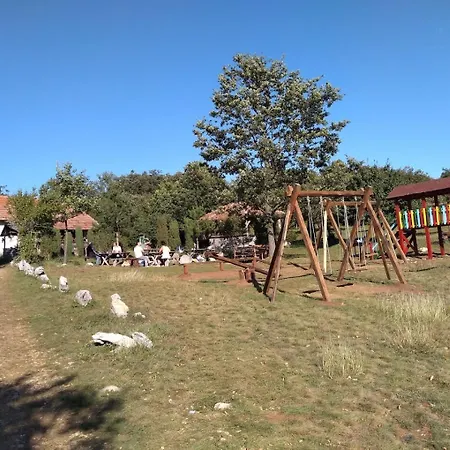 Tomiceva Koliba 1 * Rtanj